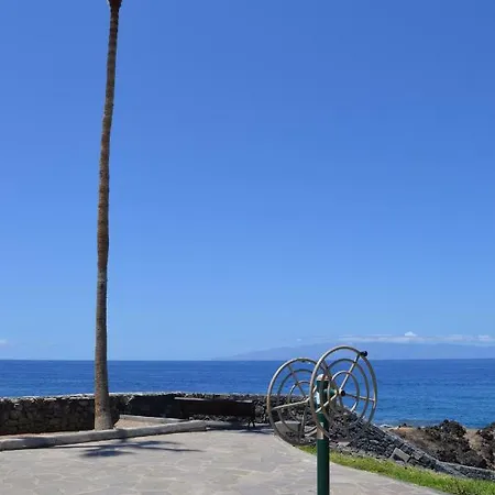 Sofia Ocean View Free Wi-fi Check-in 24 *